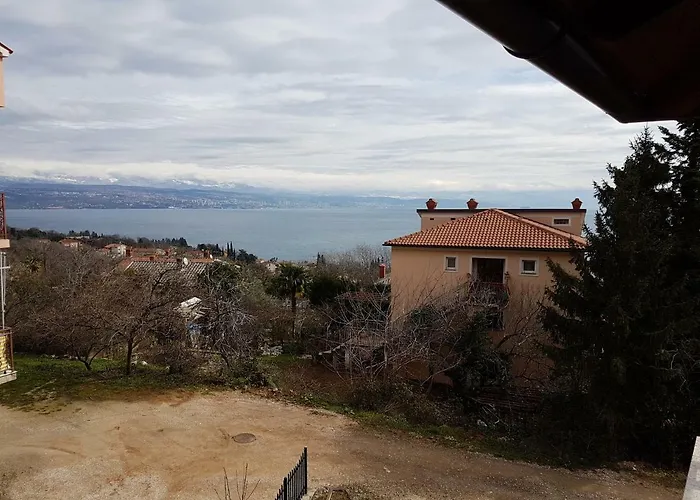 Apartments Eni