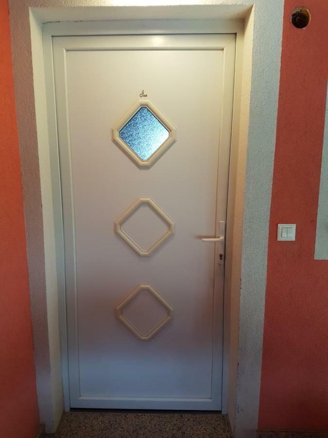Eni Apartament