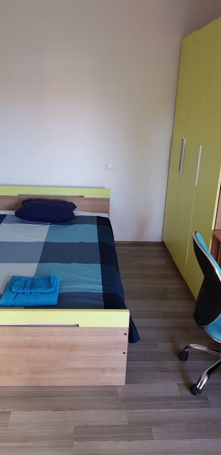 Eni Apartament *